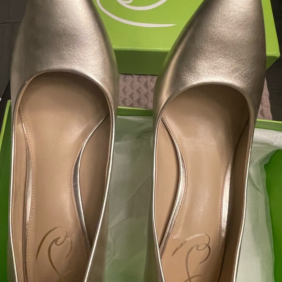 Sam Edelman HAZEL, LIGHT GOLD LEATHER POINTED TOE HEEL Size 9. NWOT - Picture 5 of 8